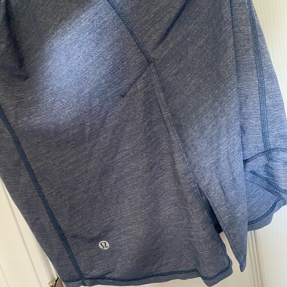 Lululemon workout tank - Picture 5 of 5